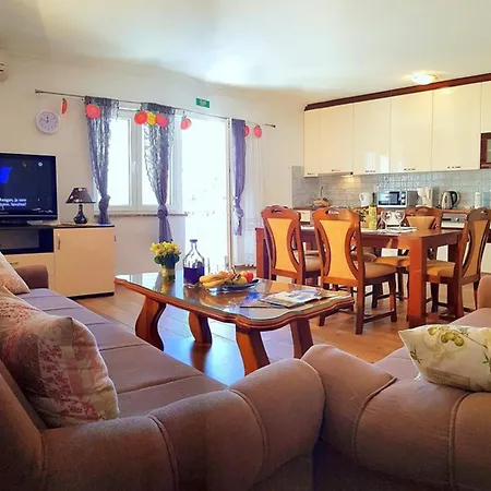 Apt Envia Apartament Makarska